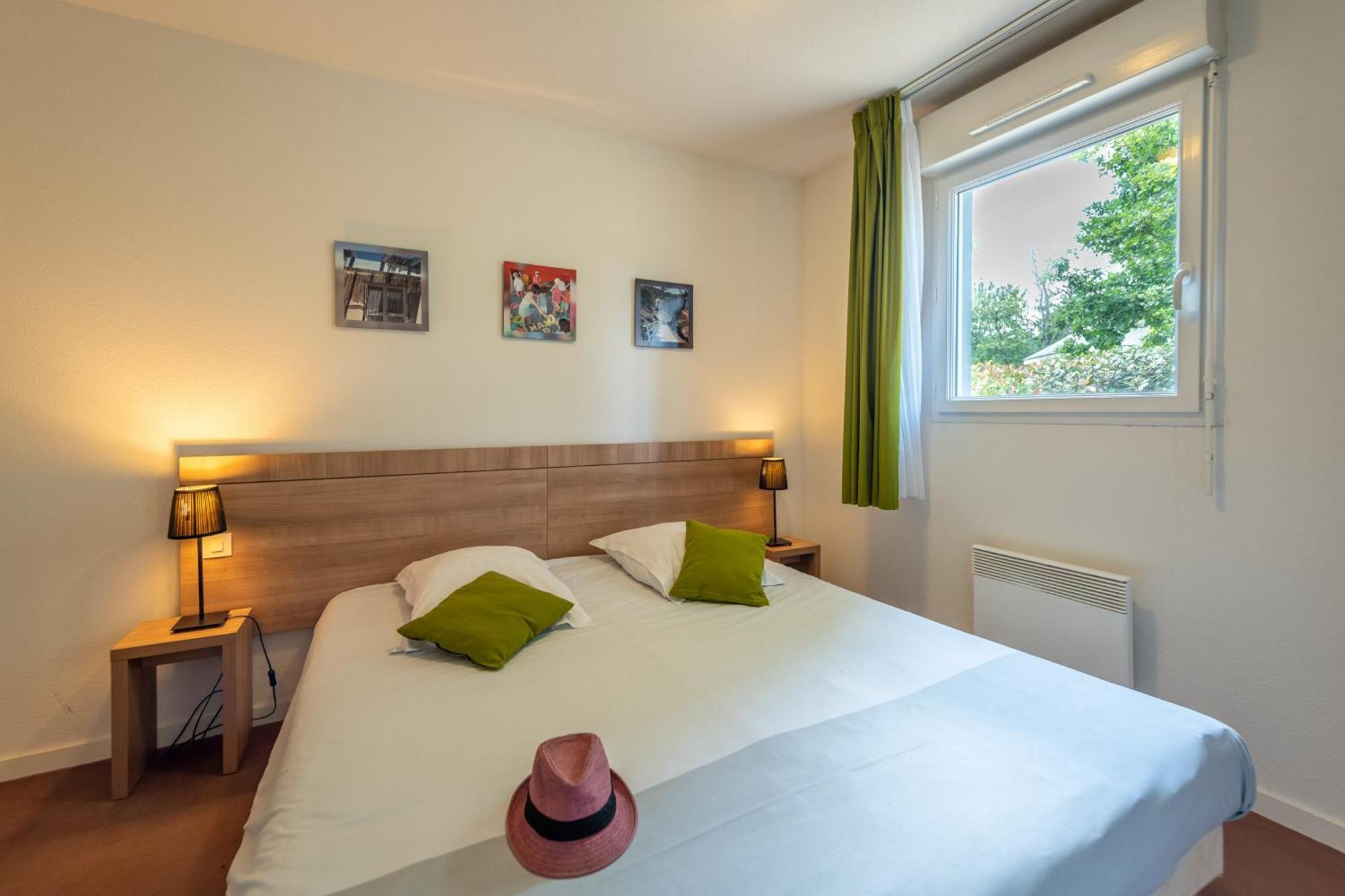 Terres De France - Le Domaine Du Golf Hotell Saumur Exteriör bild